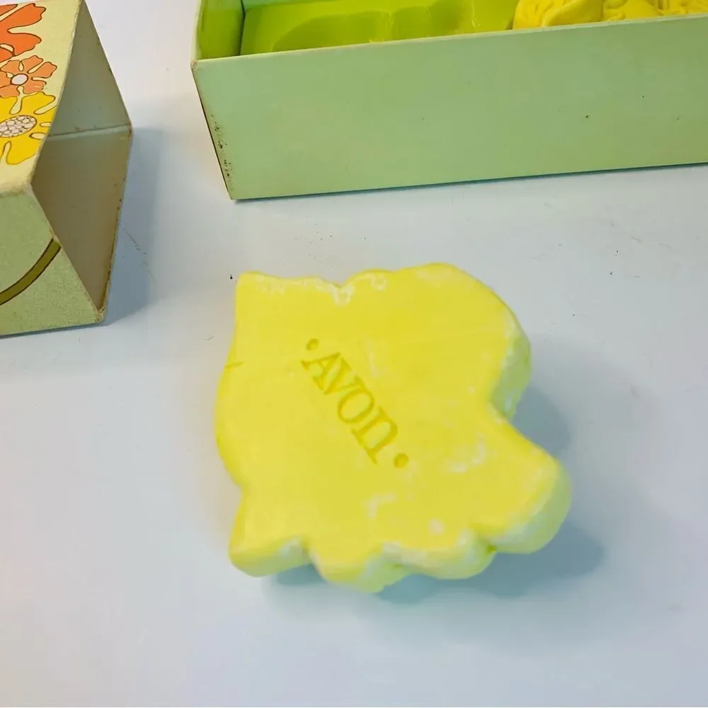 VTG‎ Avon Golden Beauties Soap Set NIB